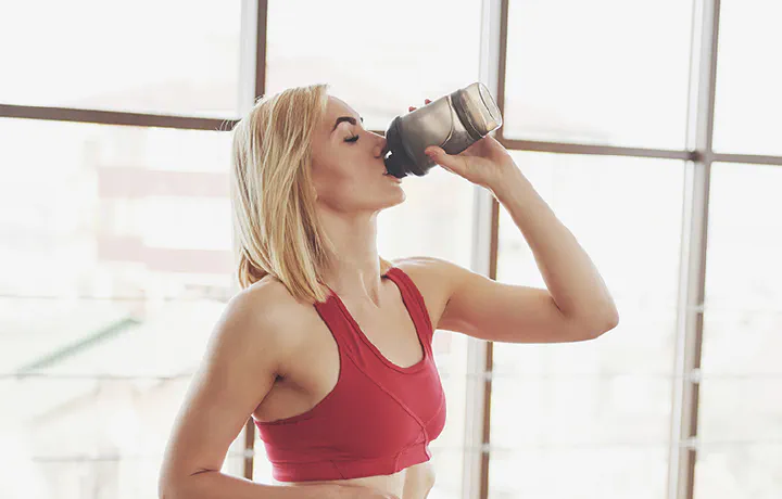 Discover the optimal timing and proper dosage of protein shakes to maximize fitness results, muscle growth, and faster post-workout recovery.